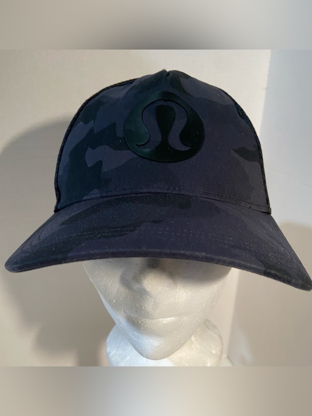 Lululemon Black Camo Logo Hat L/XL